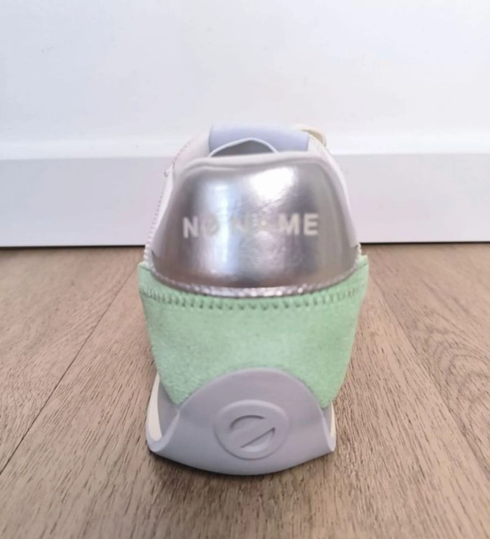 Tênis de basquete para mulher marca No Name tamanho 39, cor branco e verde menta e cinza prateado – photo 2